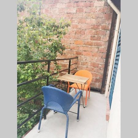 #4 Joli Appartement A 2 Pas Du Metro Et Paris 20 Bagnolet Eksteriør billede